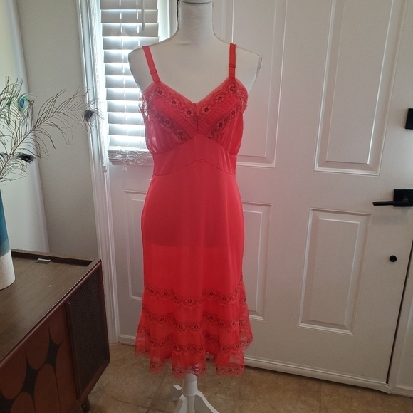 Vintage Lace Semi Sheer Night Gown‎ Dress Coral Pink Sheer Midi length Fits 6/8 - Picture 1 of 15